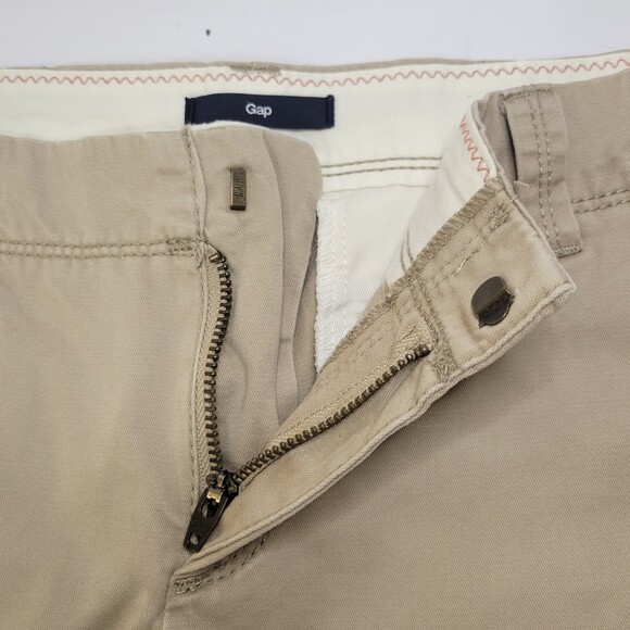 Gap khaki bermuda shorts flat front side stripe size 00 - Picture 7 of 16